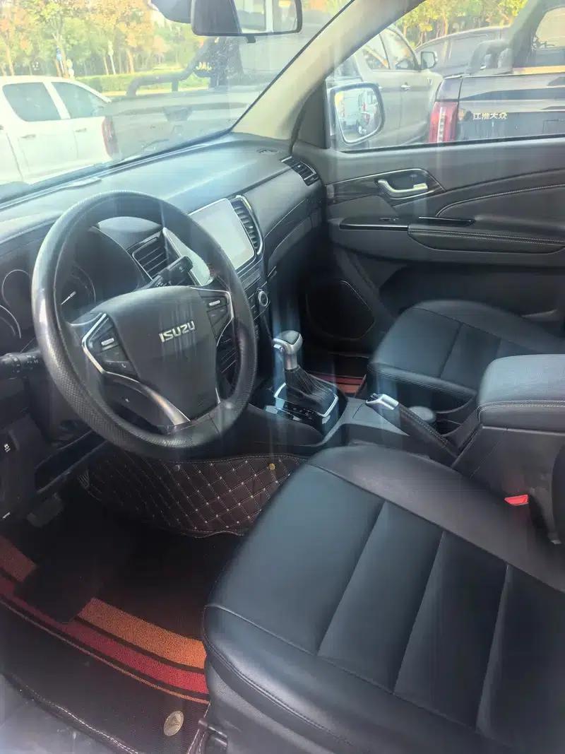 D-MAX 2019 1.9T 2WD Automatic Comfort Edition — миниатюра 4