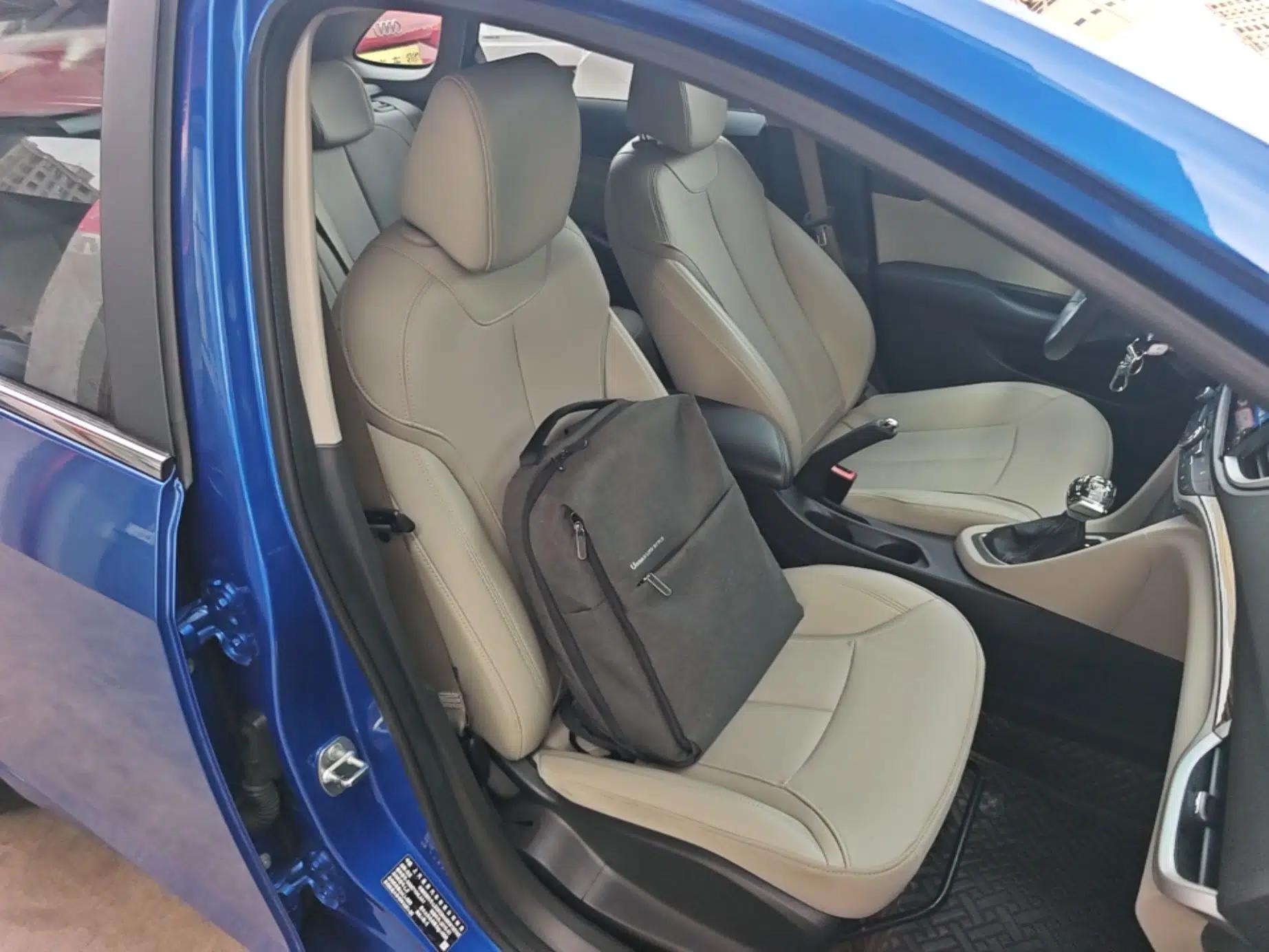 Buick Excelle GX 2019 15T Dual-Clutch Connected Elite Version China V Standard — миниатюра 19