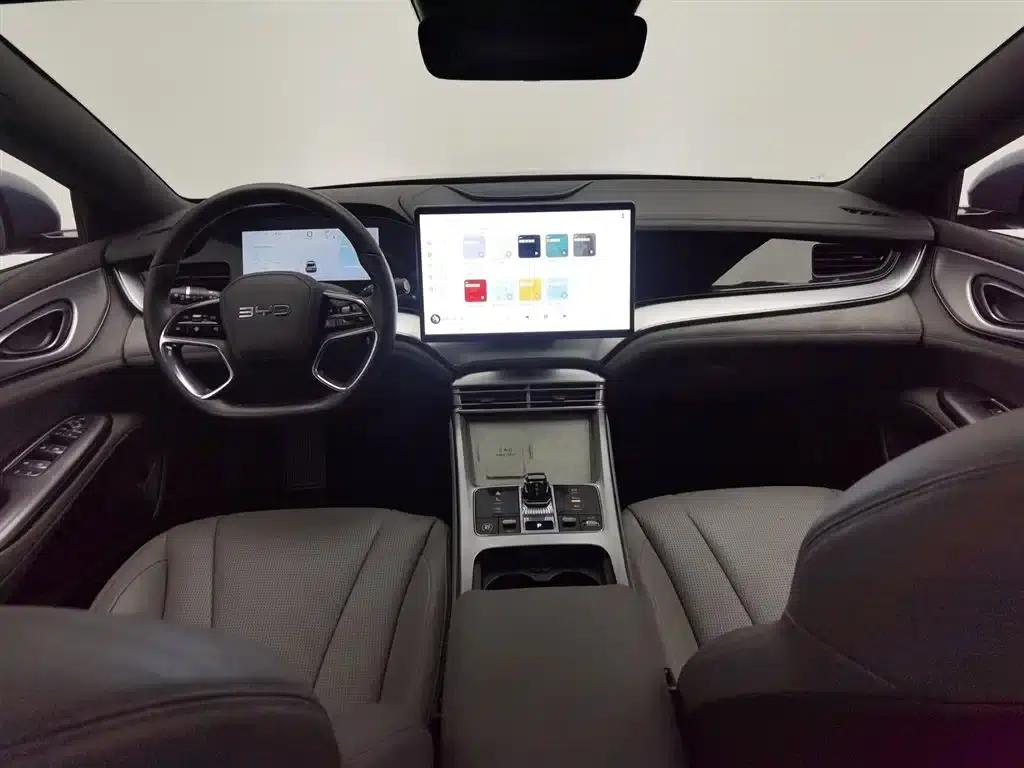 Seal 07 DM-i 2025 Model DM-i 1.5L 125km Luxury — миниатюра 5