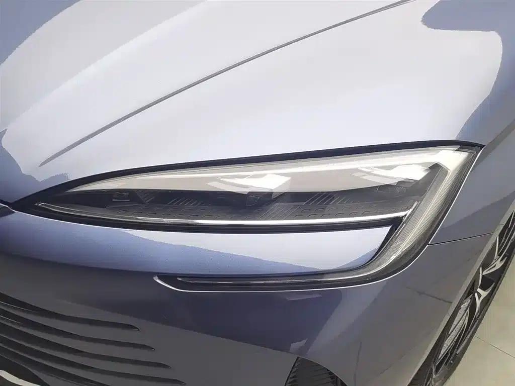 Seal 07 DM-i 2025 Model DM-i 1.5L 125km Luxury — миниатюра 7