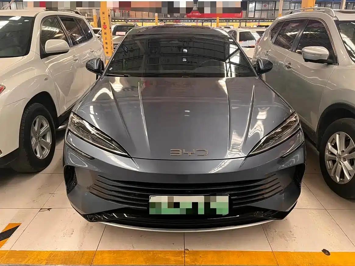 Seal 07 DM-i 2025 Intelligent Driving Edition DM-i 1.5L 125km Luxury Model — миниатюра 2