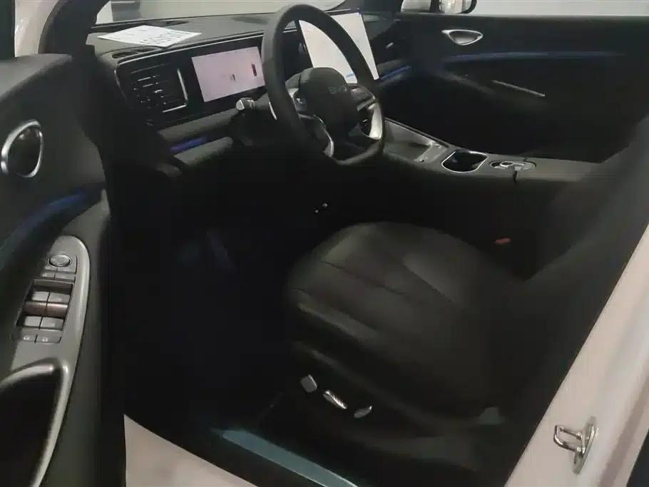 Hiace 06 2025 DM-i 205 Navigator Plus Edition — миниатюра 9