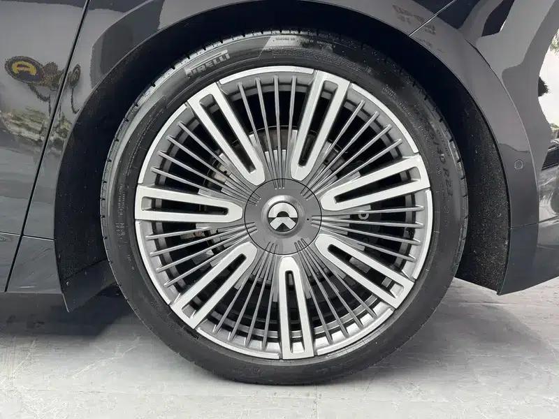 NIO ET9 2025 Model 102kWh First Edition Limited Edition — миниатюра 9