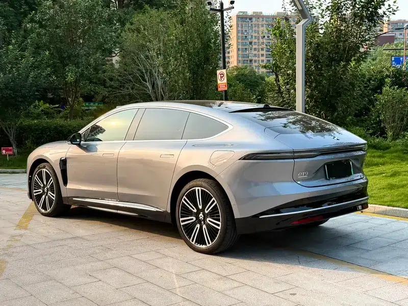 NIO ET9 2025 102kWh Signature Edition — миниатюра 5