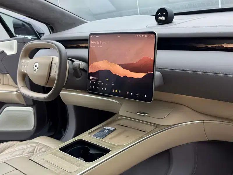 NIO ET9 2025 102kWh Signature Edition — миниатюра 13