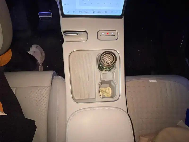 NIO EC7 2023 model 75kWh — миниатюра 14