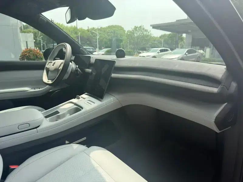 NIO EC7 2023 model 75kWh — миниатюра 14