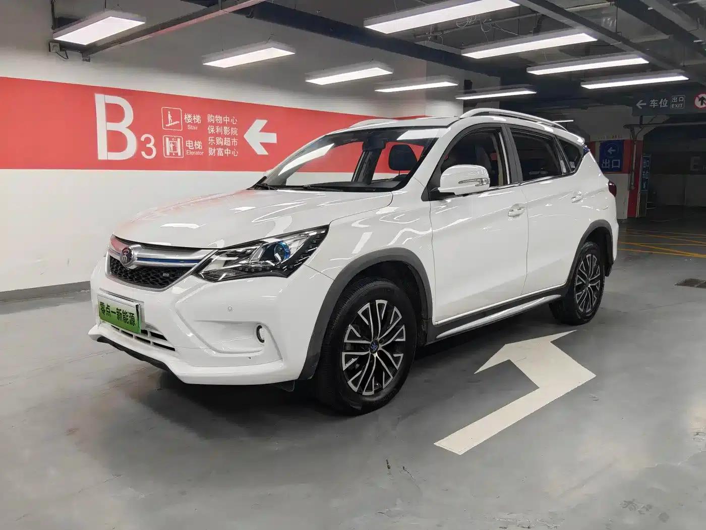 Song New Energy 2017 Song EV300 Premium Edition — миниатюра 1