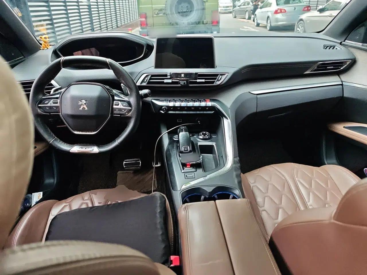 Peugeot 5008 2019 380THP 7-Seater Luxury GT Edition — миниатюра 9