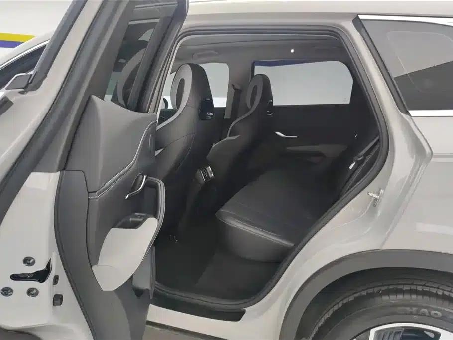 Hiace 05 DM-i 2025 DM-i Intelligent Driving Edition 115KM Flagship Model — миниатюра 11
