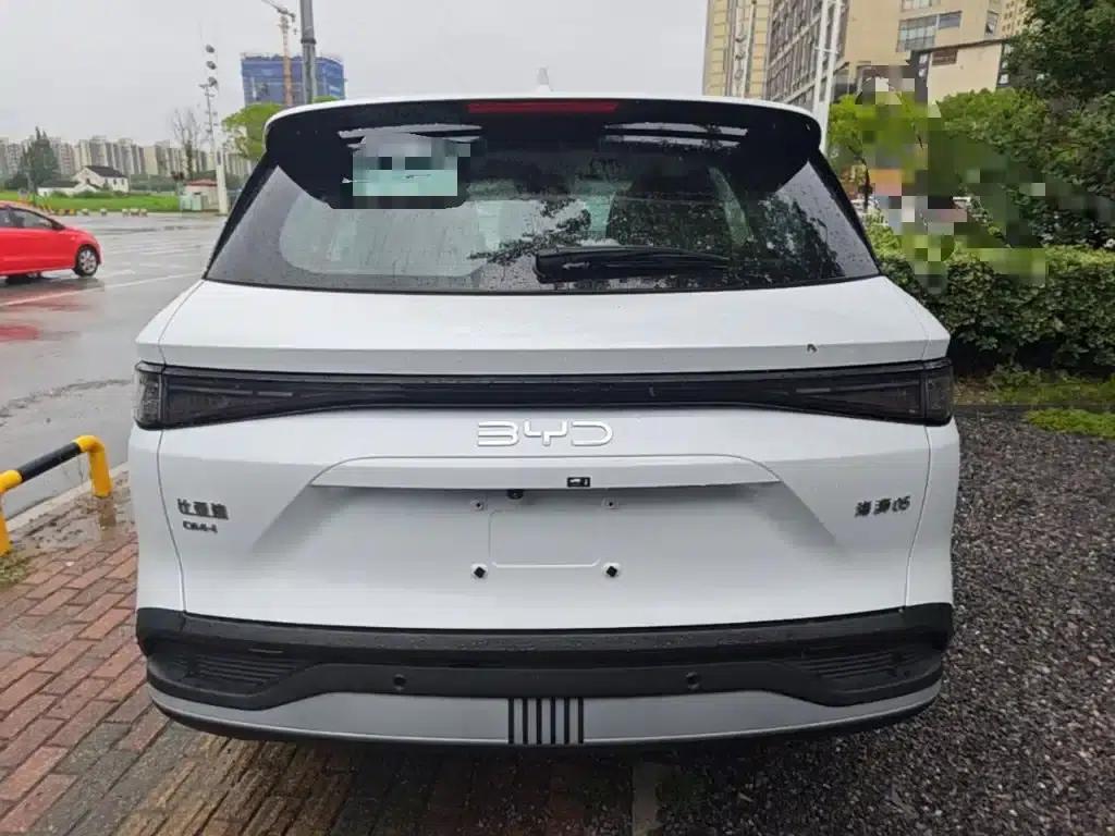 Hiace 05 DM-i 2025 DM-i 75KM Premium Edition — миниатюра 6