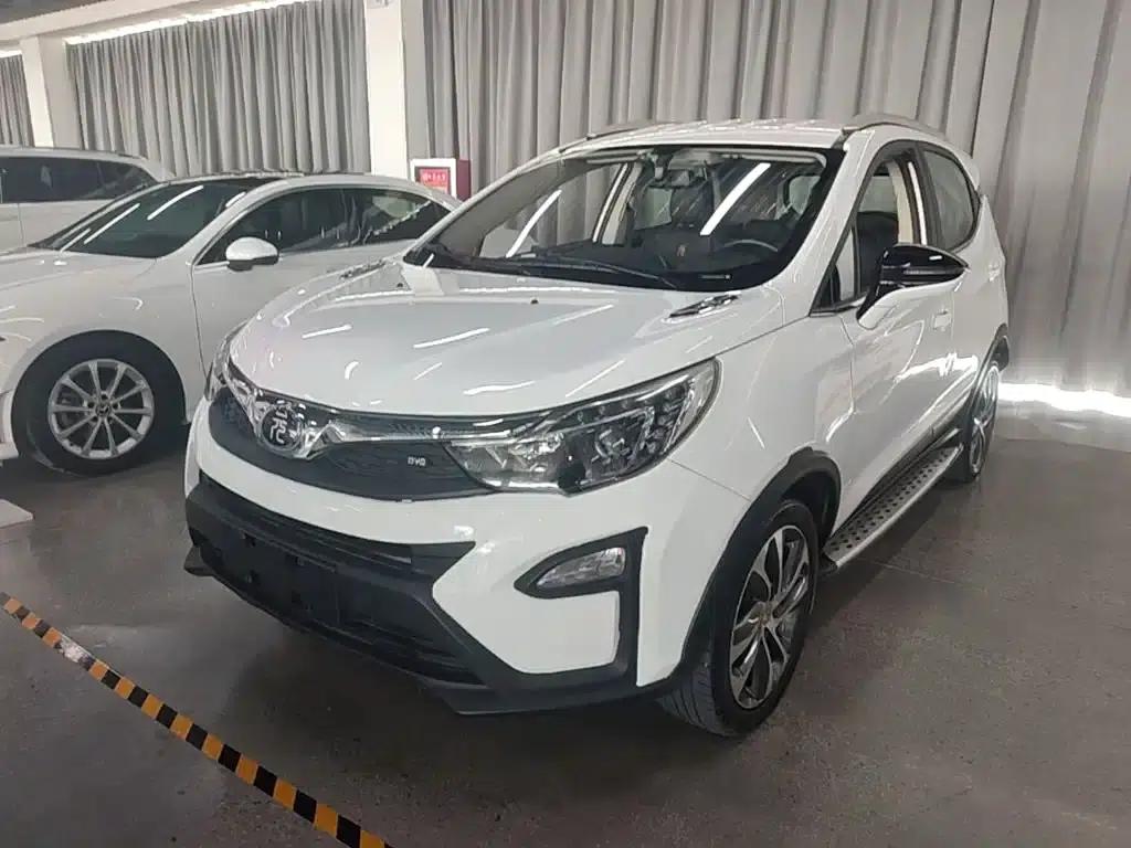 2017 Yuan 1.5L Automatic Cool Connected Edition — миниатюра 2
