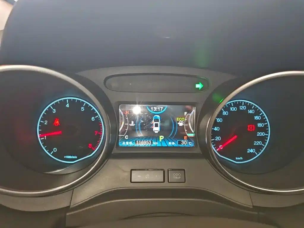 2016 Yuan 1.5TID Automatic Premium Edition — миниатюра 12