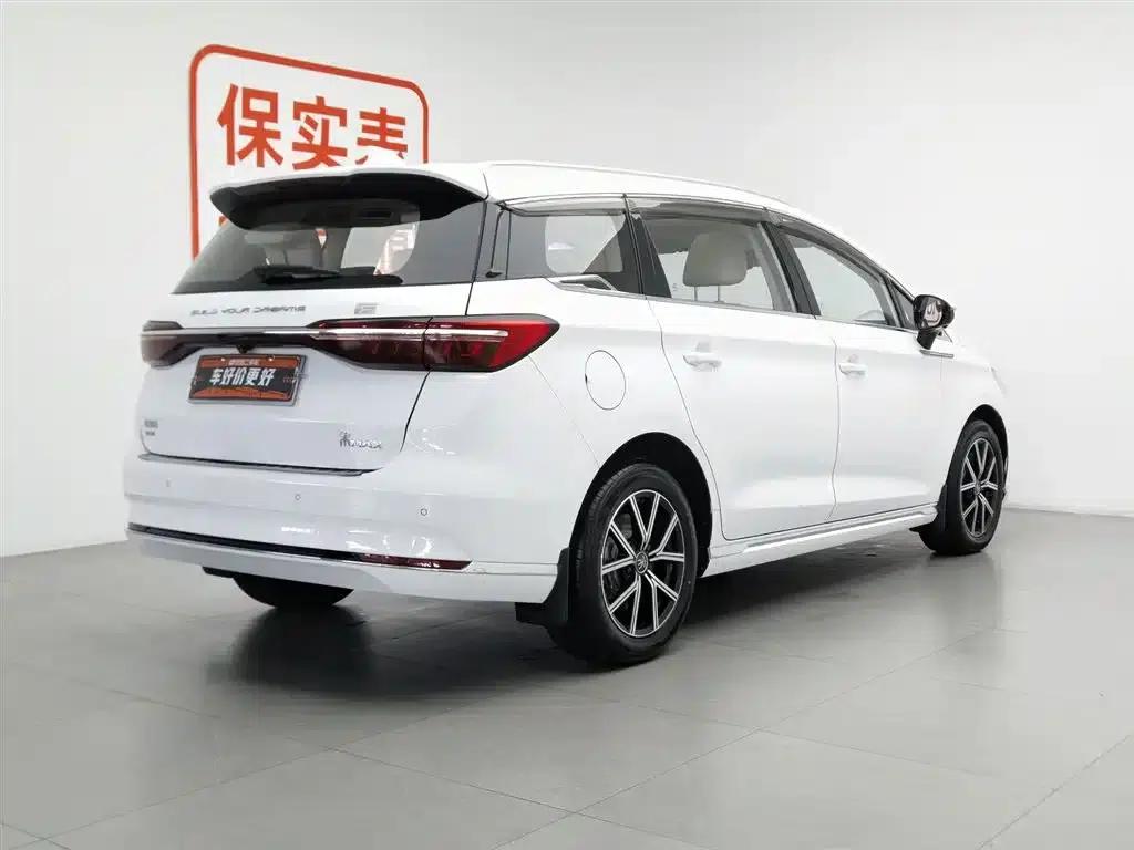 Song MAX New Energy 2022 DM-i 105KM Flagship Edition — миниатюра 2
