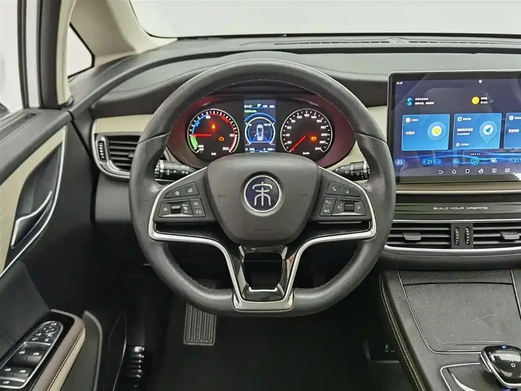 Song MAX New Energy 2022 DM-i 105KM Flagship Edition — миниатюра 11