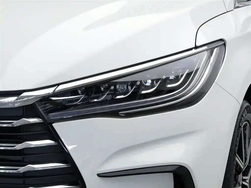 Song MAX New Energy 2022 DM-i 105KM Flagship Edition — миниатюра 7