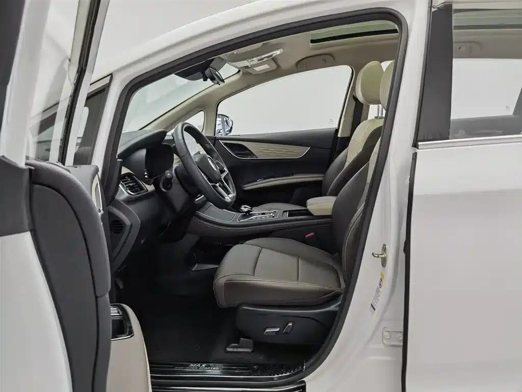 Song MAX New Energy 2022 DM-i 105KM Flagship Edition — миниатюра 10
