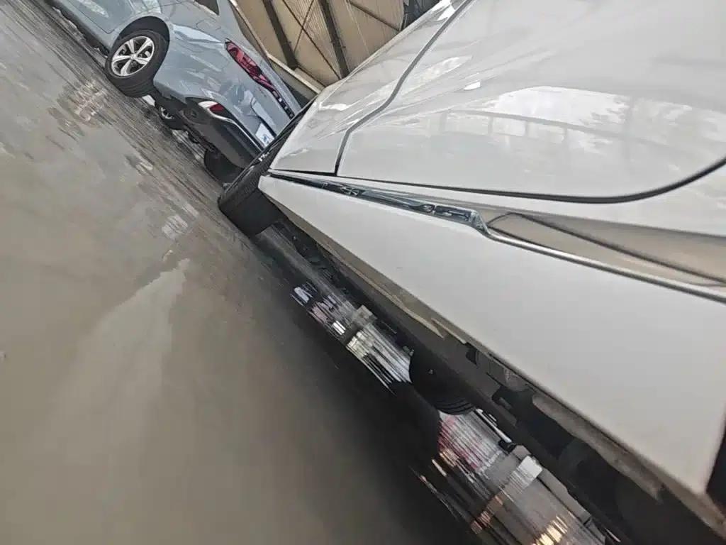 Song MAX New Energy 2022 DM-i 105KM Executive Edition — миниатюра 22