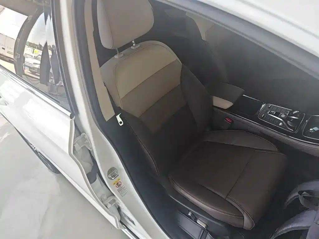 Song MAX New Energy 2022 DM-i 105KM Executive Edition — миниатюра 25