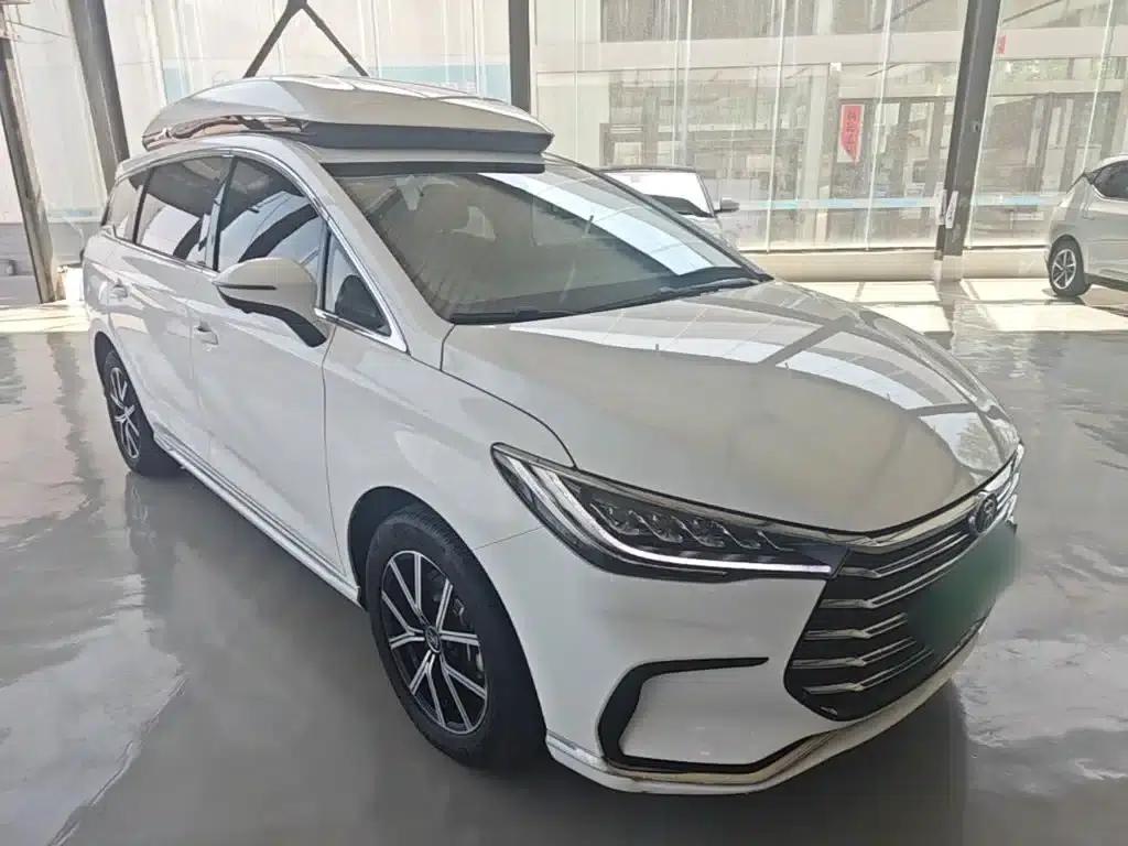 Song MAX New Energy 2022 DM-i 105KM Executive Edition — миниатюра 4