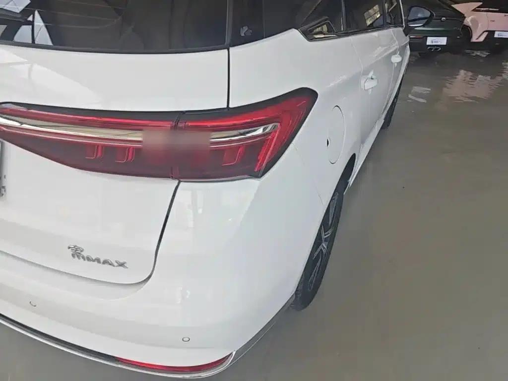 Song MAX New Energy 2022 DM-i 105KM Executive Edition — миниатюра 8