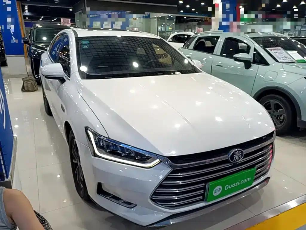 Qin Pro New Energy 2019 DM Super Edition 1.5TI Automatic Intelligent Connected Athletic Model (National VI Emission Standard) — миниатюра 4