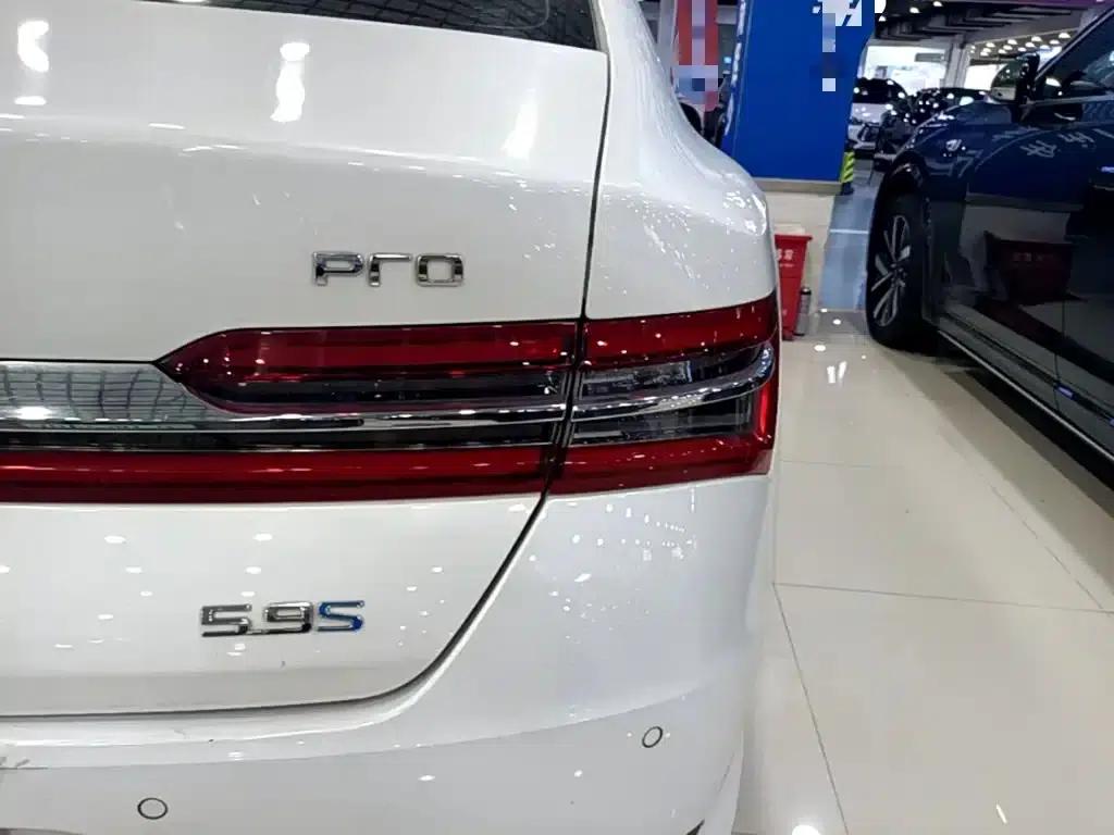 Qin Pro New Energy 2019 DM Super Edition 1.5TI Automatic Intelligent Connected Athletic Model (National VI Emission Standard) — миниатюра 8