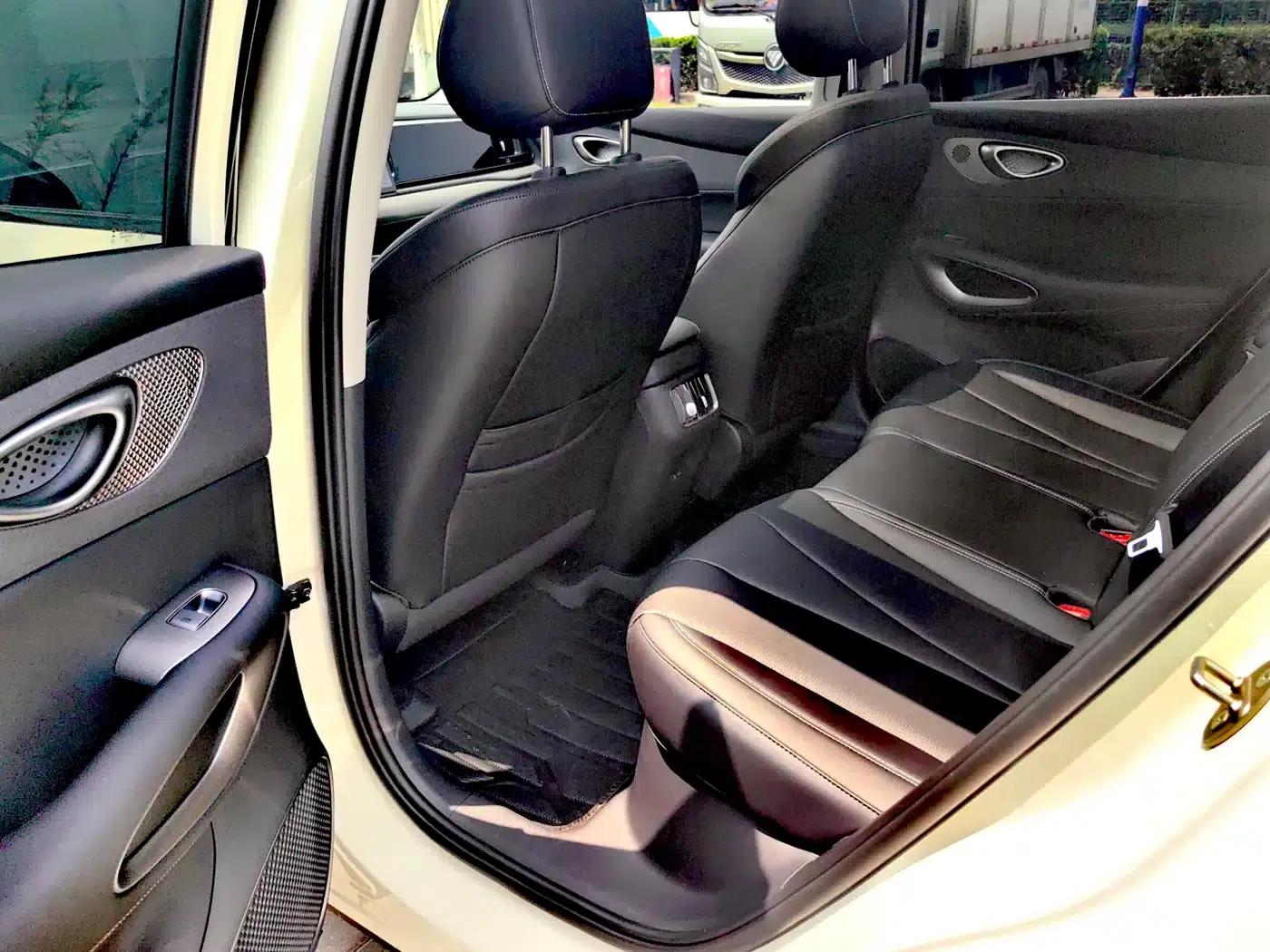 Hiace 05 EV 2025 520KM Flagship Intelligent Navigation Edition — миниатюра 8
