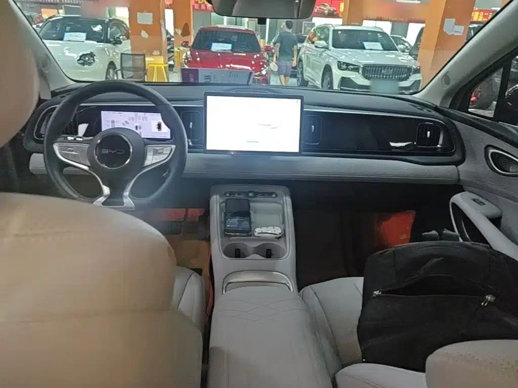 Hiace 05 EV 2025 430KM Smart Navigation Edition — миниатюра 10