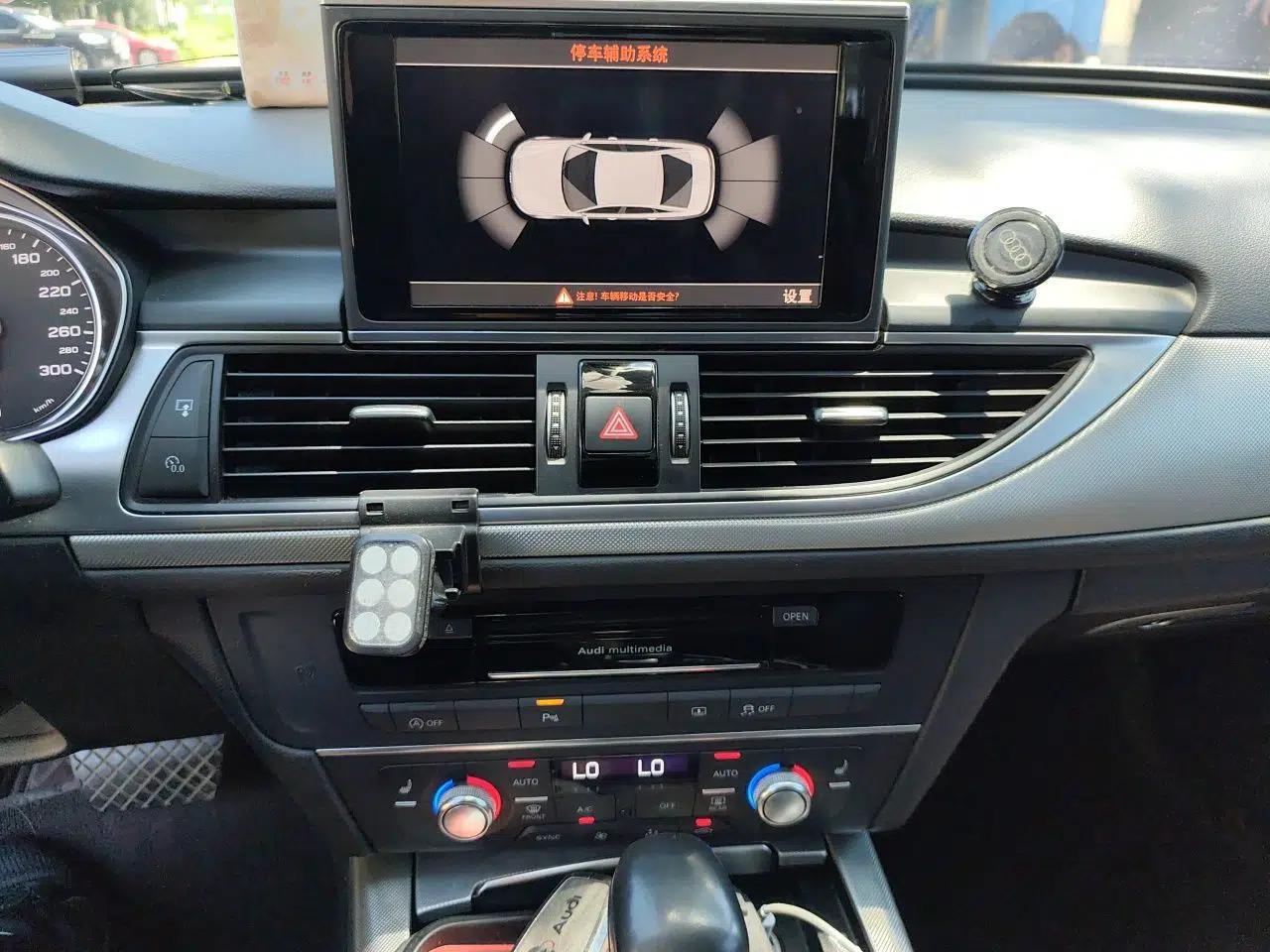 Audi A6L 2018 30th Anniversary Edition TFSI Trendy Model — миниатюра 13