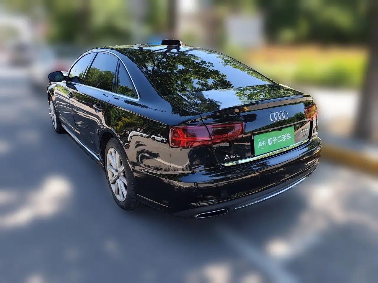 Audi A6L 2018 30th Anniversary Edition TFSI Trendy Model — миниатюра 4