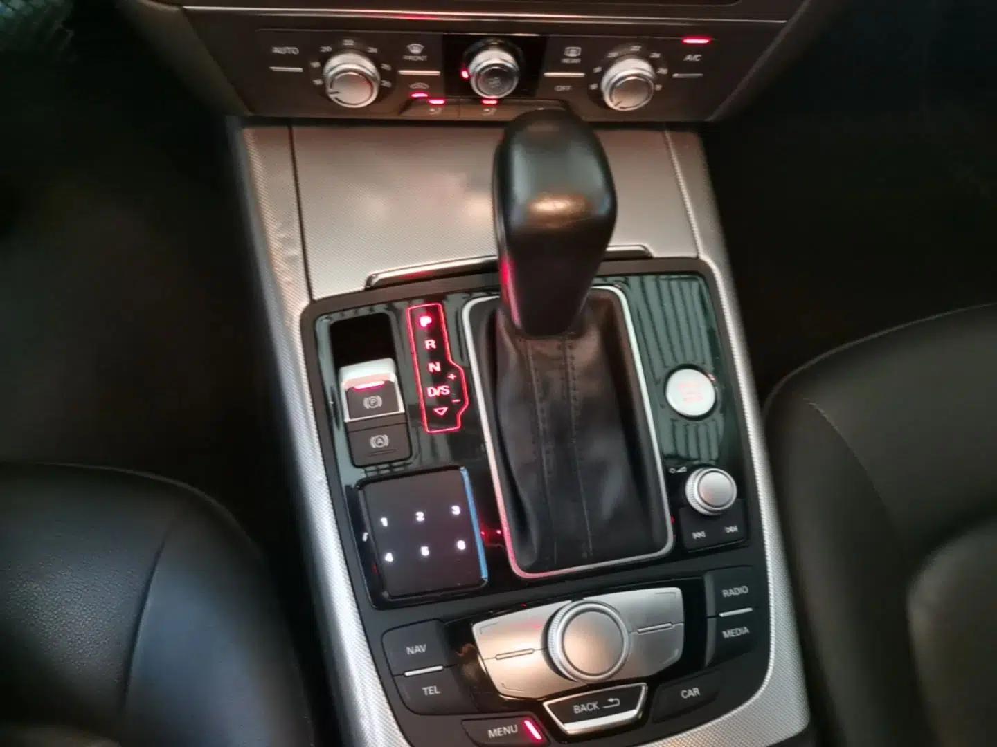 Audi A6L 2017 TFSI Technology Edition — миниатюра 16