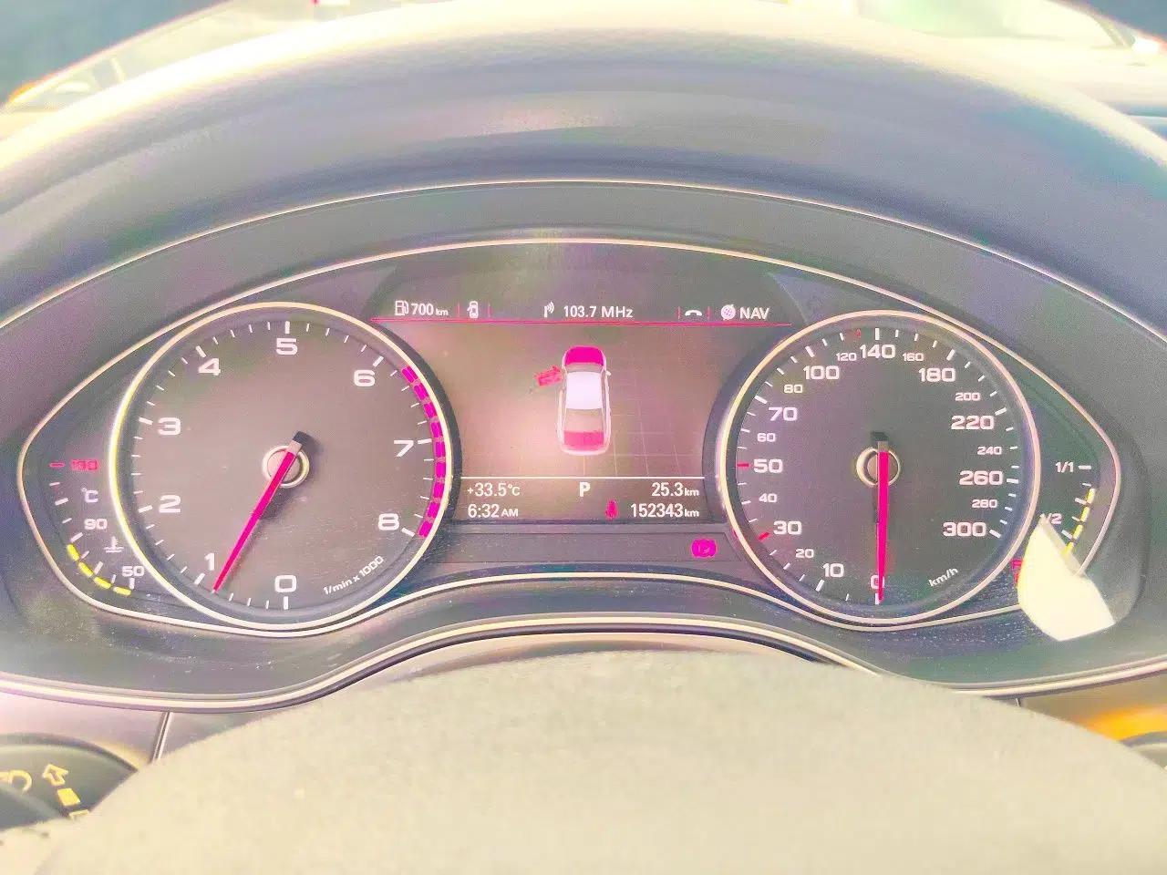 Audi A6L 2014 TFSI Standard Model — миниатюра 11