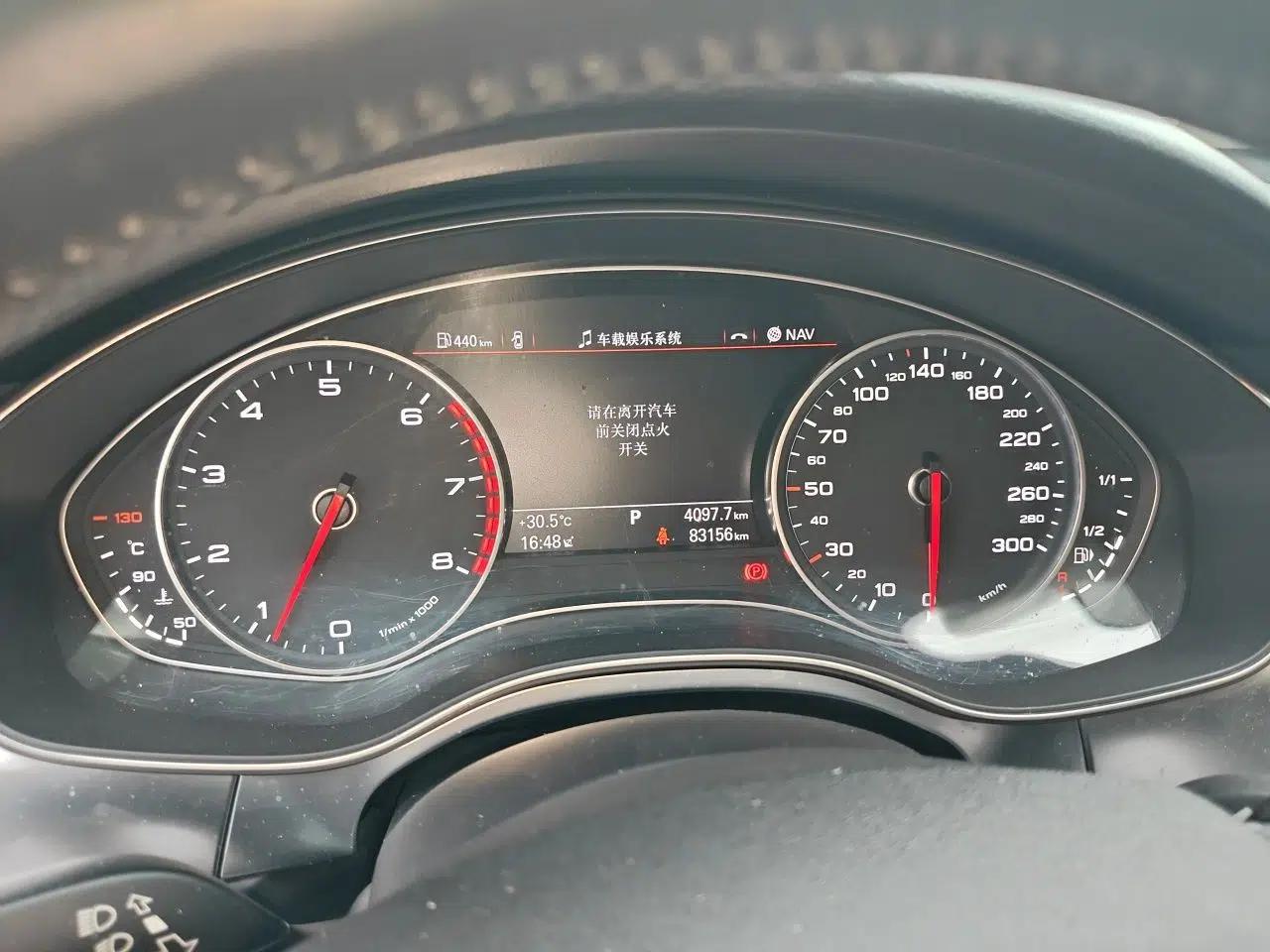 Audi A6L 2014 TFSI Standard Model — миниатюра 11