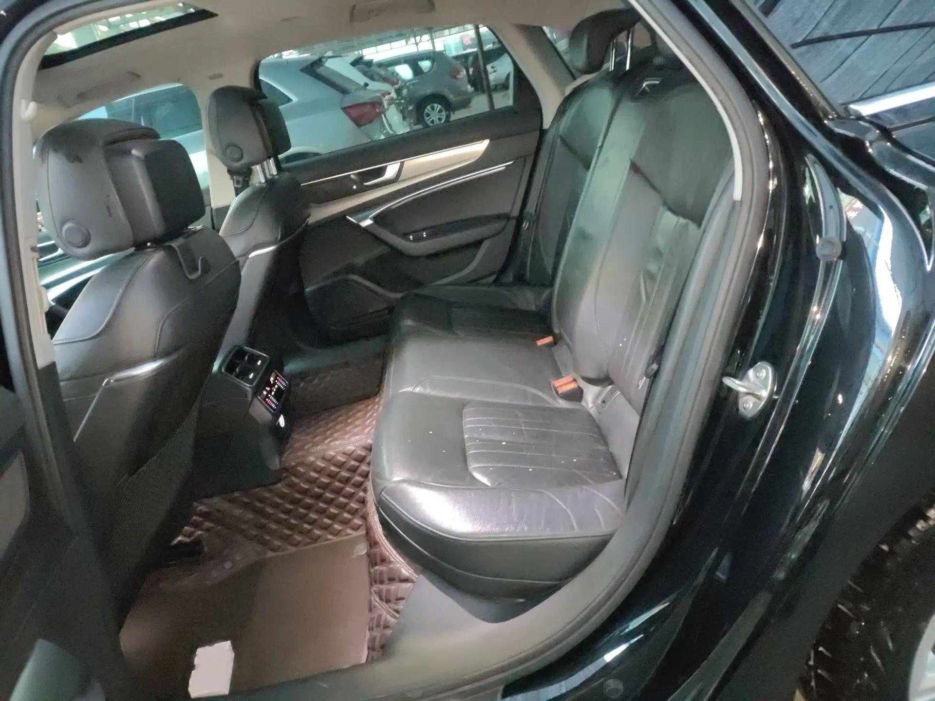 Audi A6L 2020 45 TFSI quattro Prestige Elegant Edition — миниатюра 23