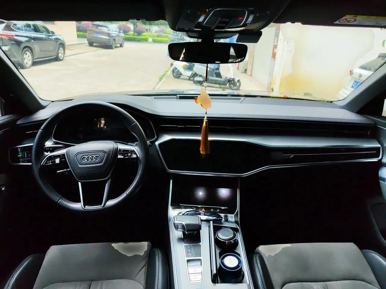 Audi A6L 2023 Revised 45 TFSI Prestige Dynamic Edition — миниатюра 9