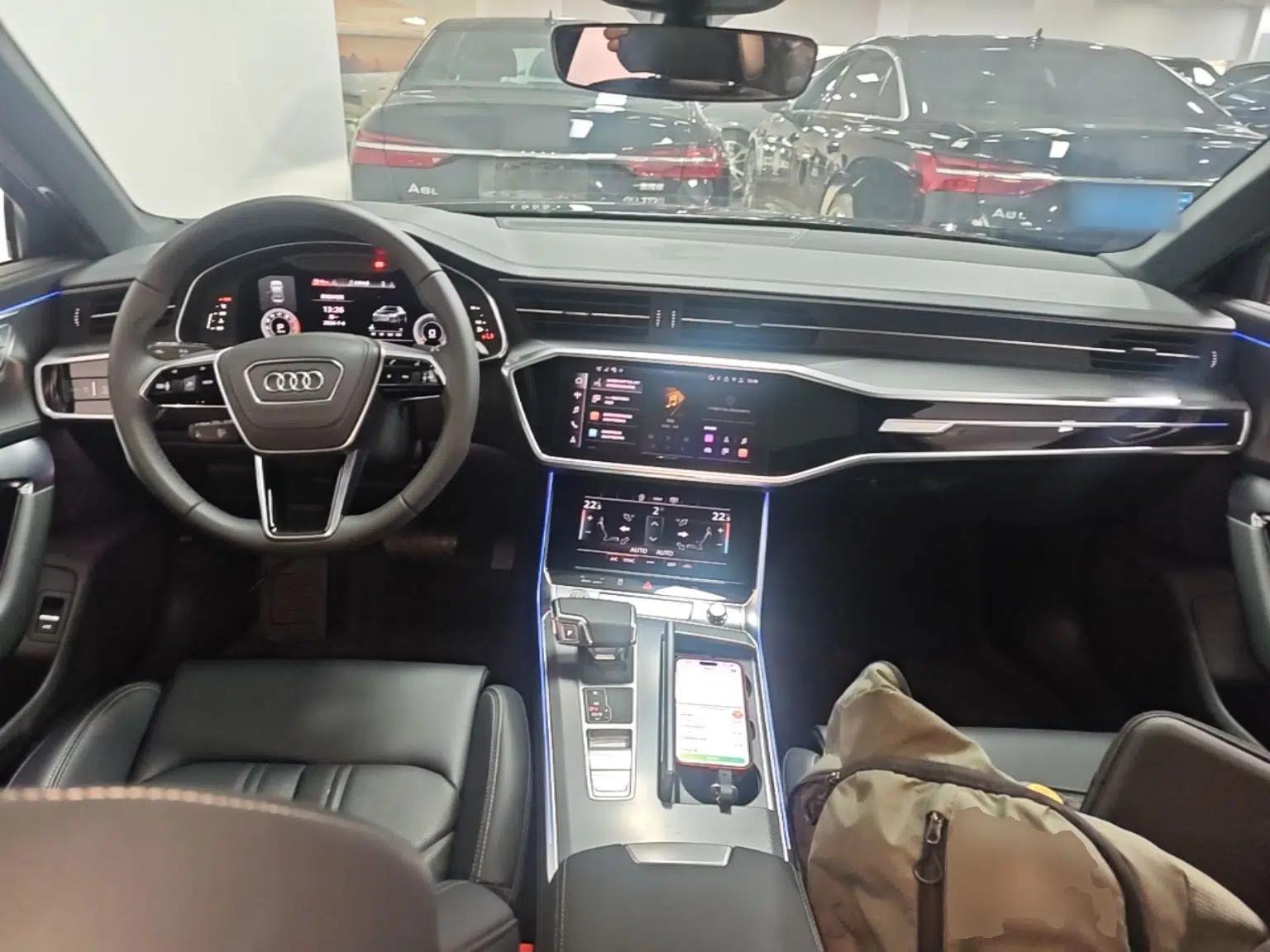 Audi A6L 2025 Revised 40 TFSI Luxury Dynamic Edition — миниатюра 12