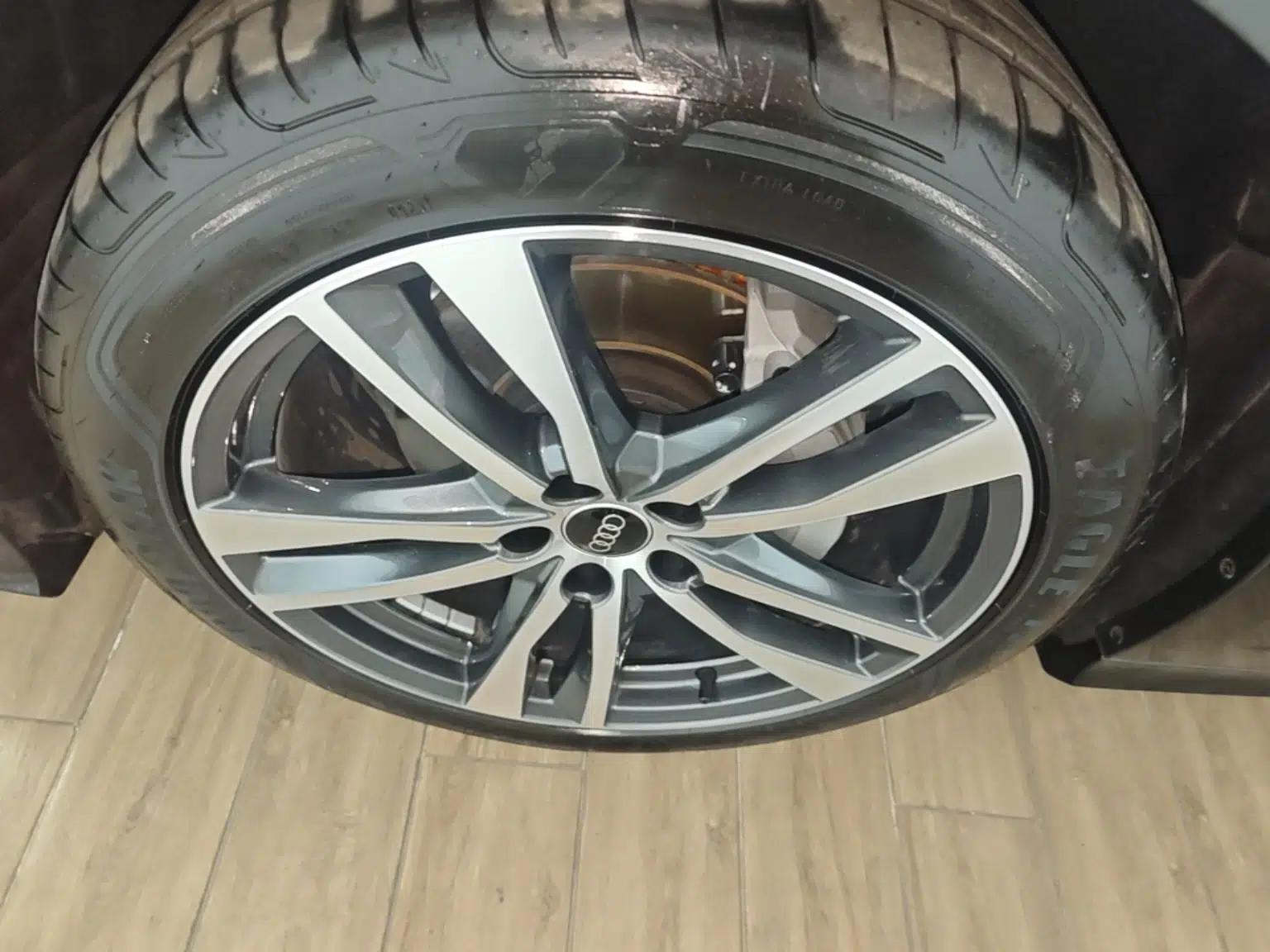 Audi A6L 2025 Revised 40 TFSI Luxury Dynamic Edition — миниатюра 10