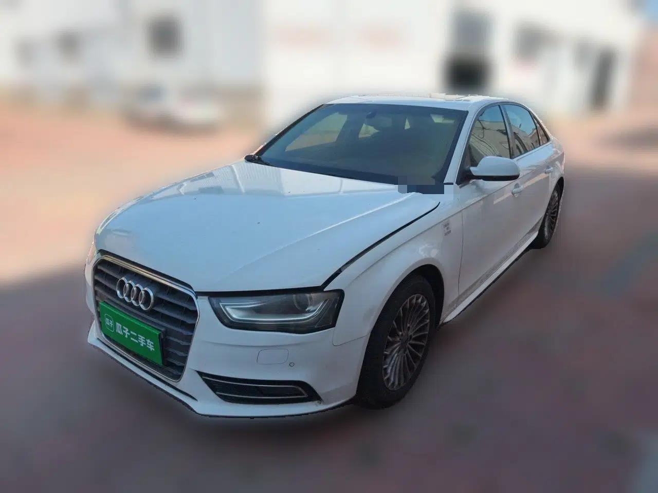 Audi A4L 2015 35 TFSI Automatic Comfort Model — миниатюра 1