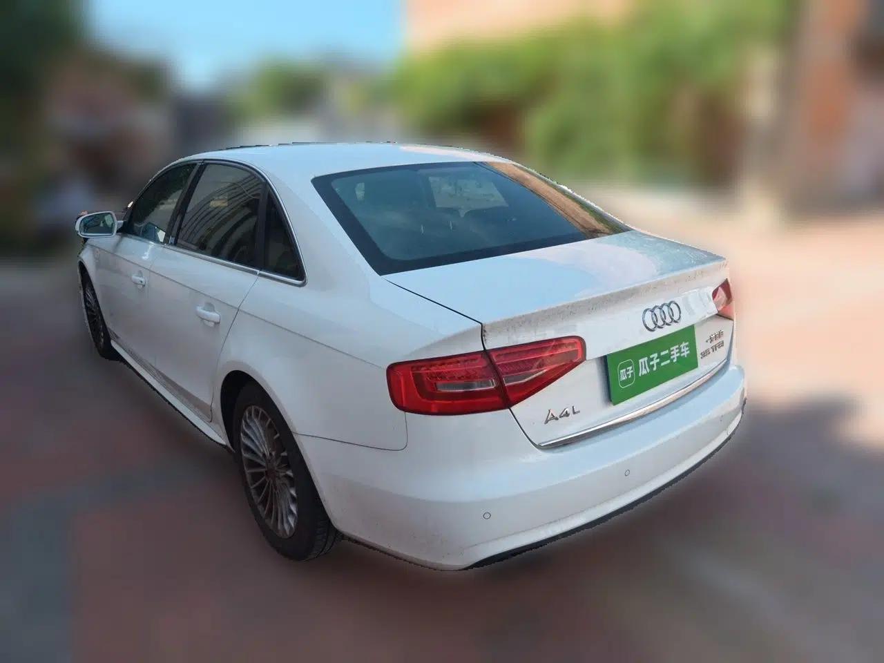 Audi A4L 2015 35 TFSI Automatic Comfort Model — миниатюра 4
