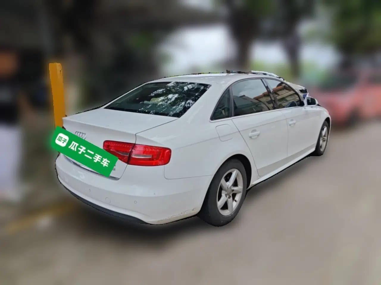Audi A4L 2013 35 TFSI Automatic Comfort Model — миниатюра 6