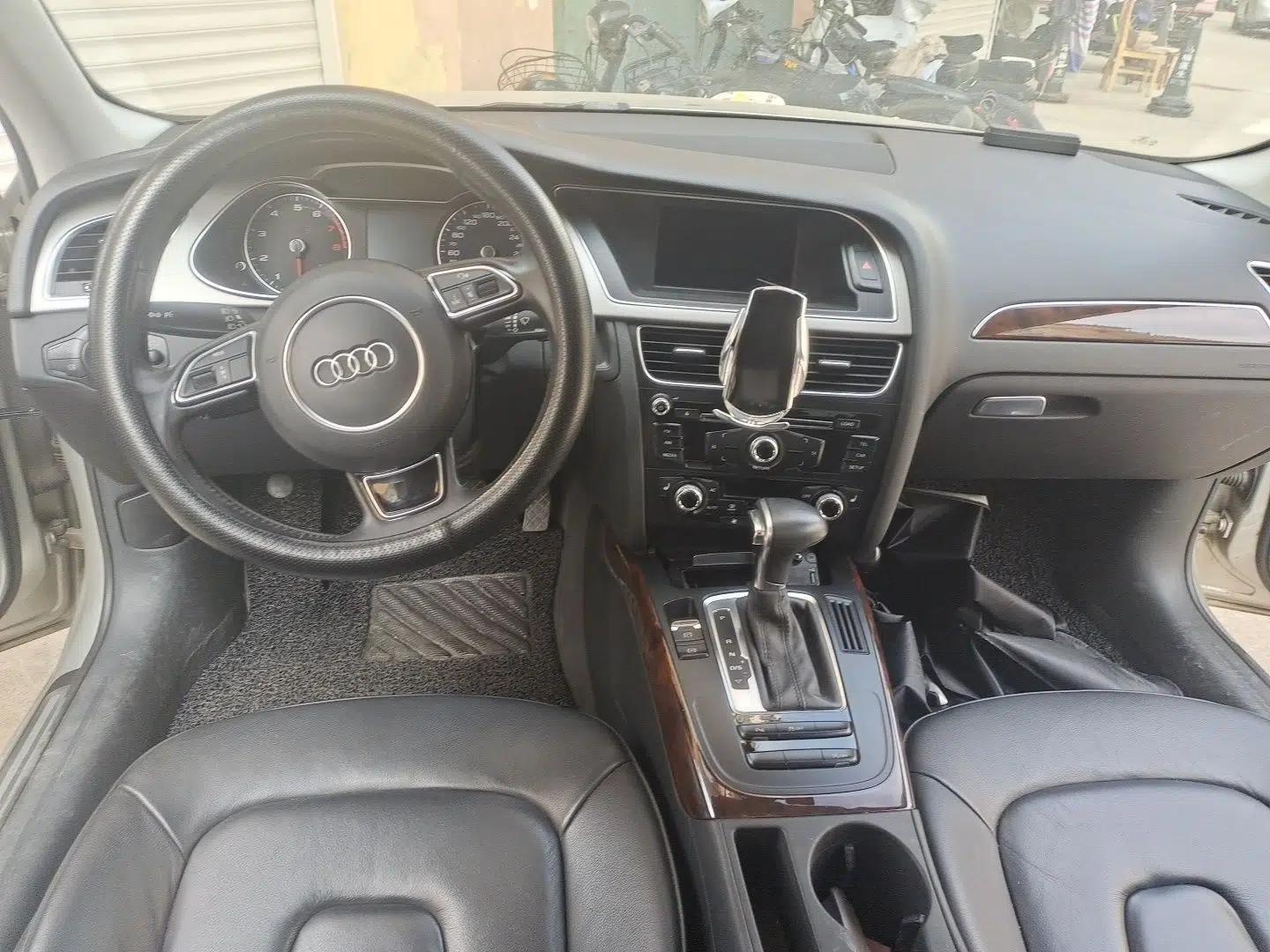 Audi A4L 2015 35 TFSI Automatic Comfort Model — миниатюра 9