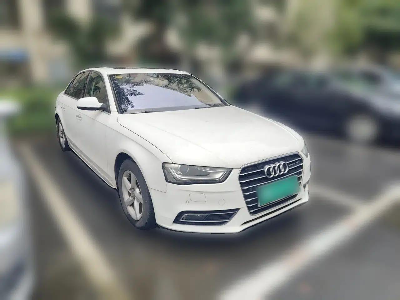 Audi A4L 2015 35 TFSI Automatic Standard Model — миниатюра 3