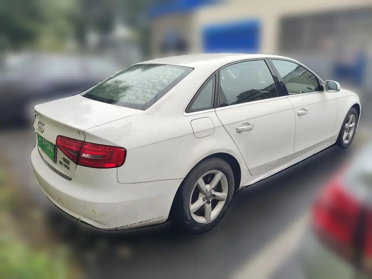 Audi A4L 2015 35 TFSI Automatic Standard Model — миниатюра 6