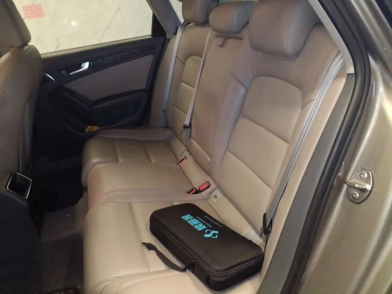 Audi A4L 2012 2.0 TFSI automatic Comfort trim level — миниатюра 17