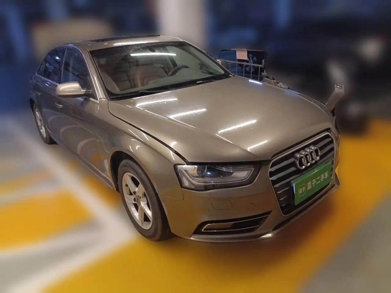 Audi A4L 2012 2.0 TFSI automatic Comfort trim level — миниатюра 3