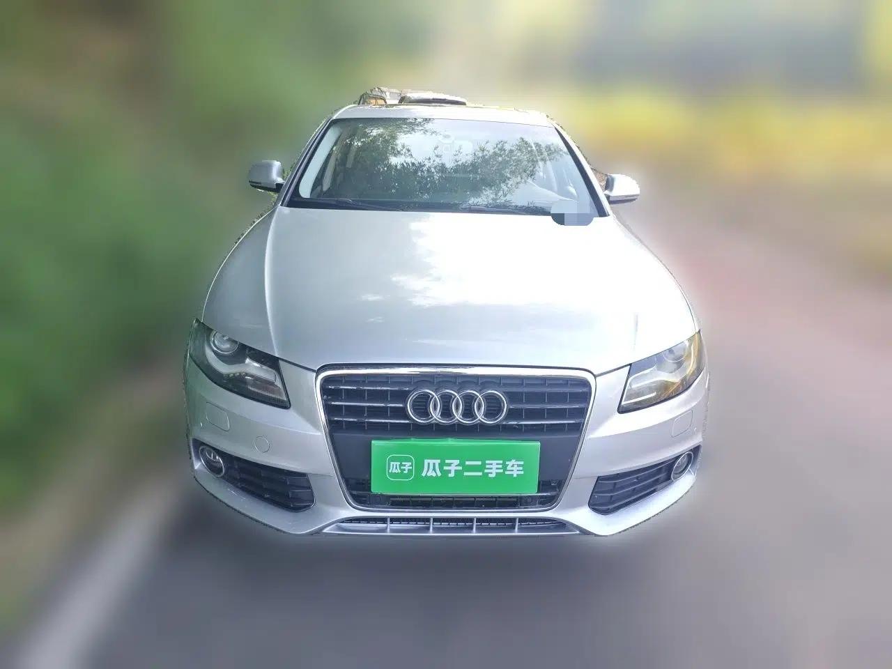 Audi A4L 2012 2.0 TFSI automatic standard version — миниатюра 2