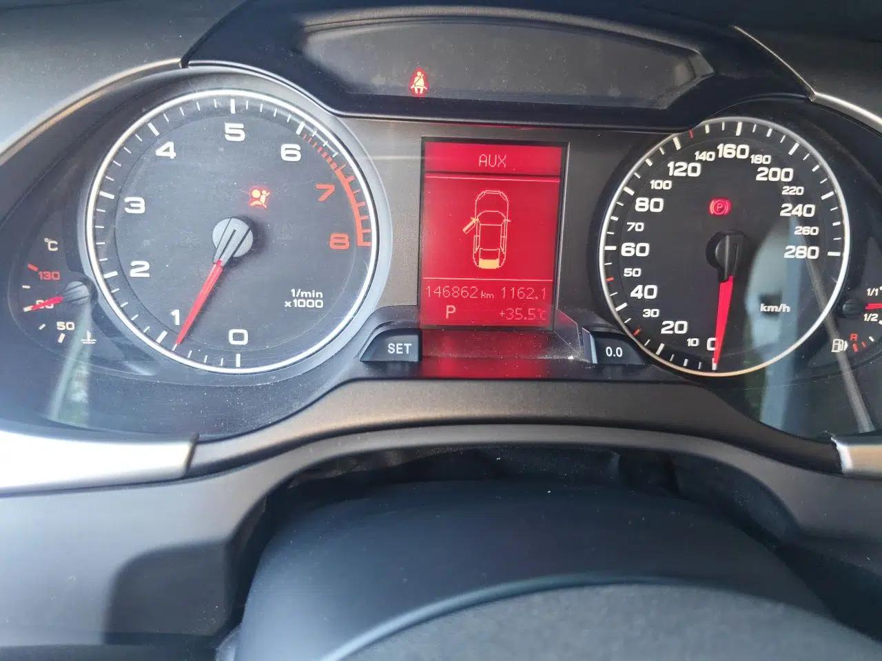 Audi A4L 2012 2.0 TFSI automatic standard version — миниатюра 12