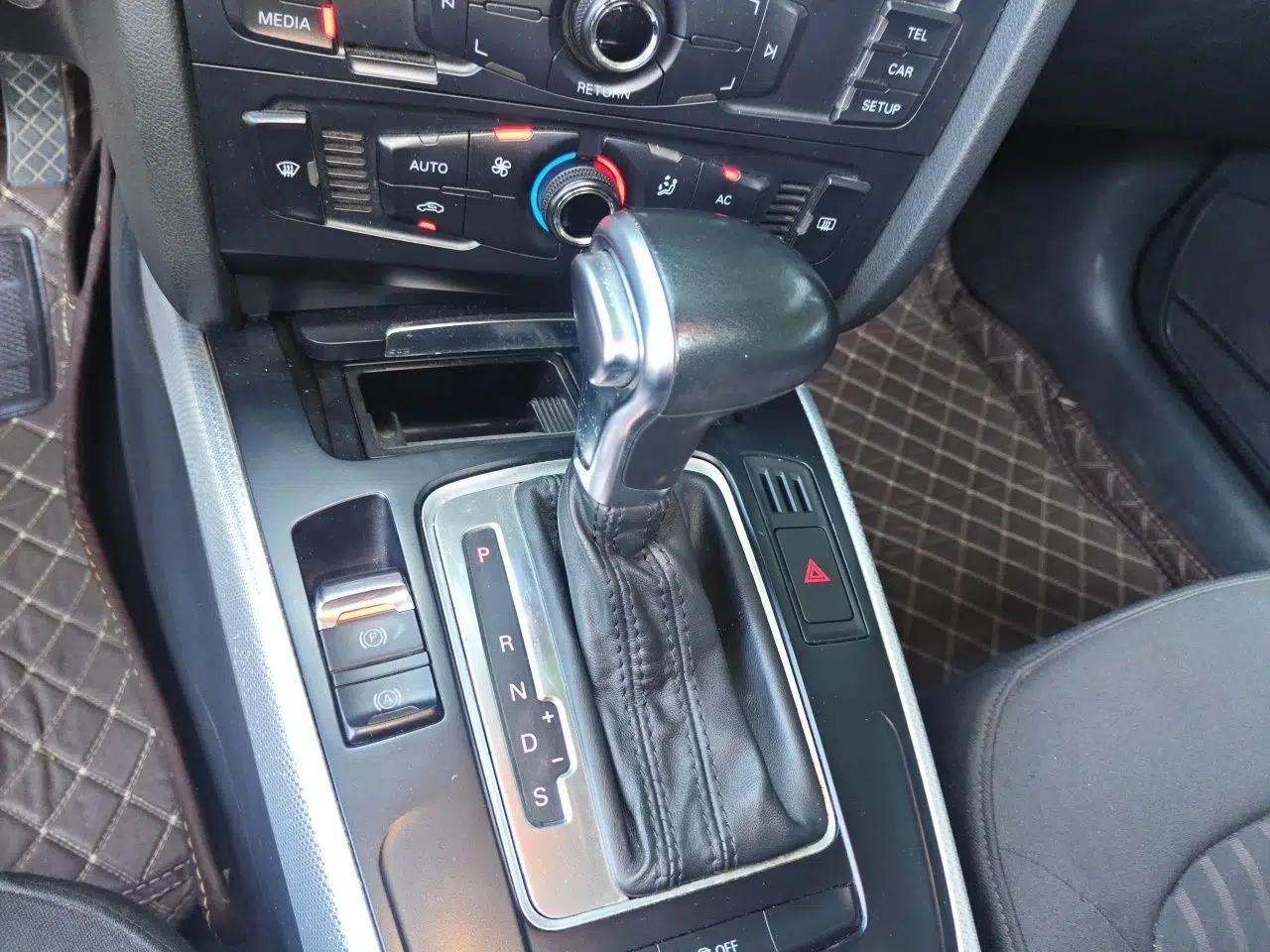 Audi A4L 2012 2.0 TFSI automatic standard version — миниатюра 14