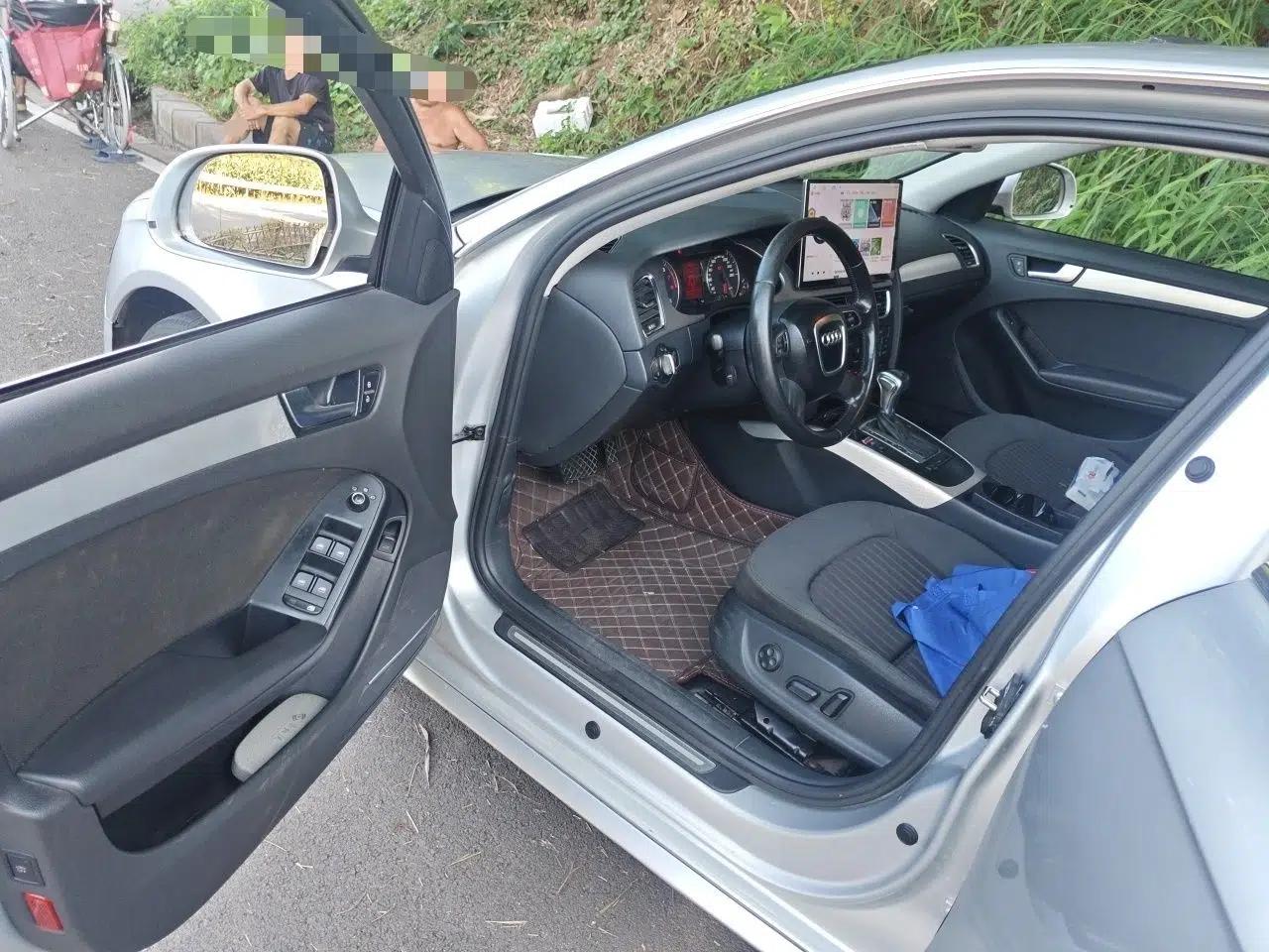 Audi A4L 2012 2.0 TFSI automatic standard version — миниатюра 16
